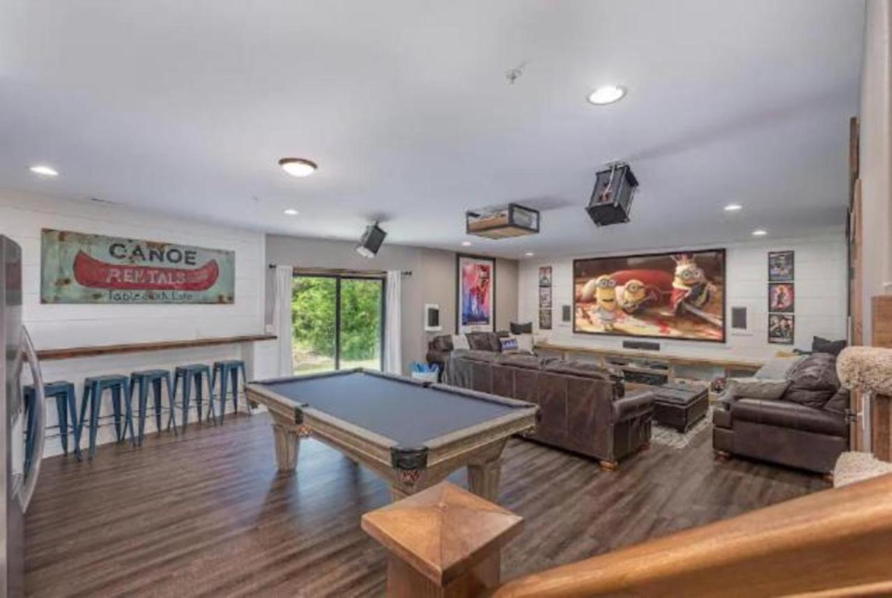 Premier Retreat With Hot Tub, Theater & Pool Table Villa Hollister Eksteriør bilde