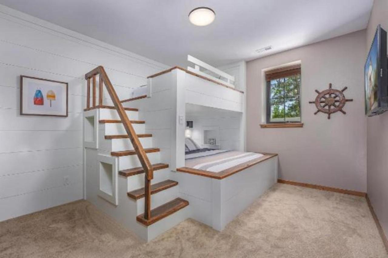 Premier Retreat With Hot Tub, Theater & Pool Table Villa Hollister Eksteriør bilde